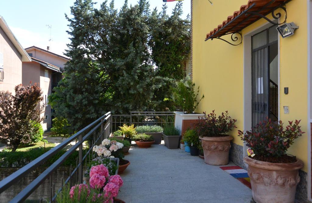 Pavia Ostello Exteriér fotografie