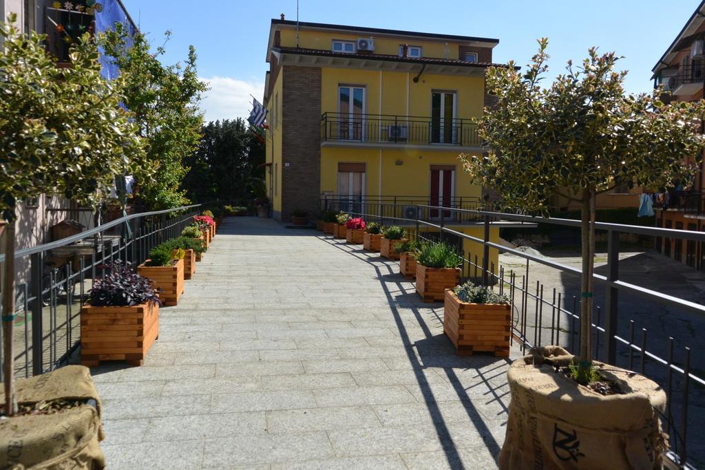 Pavia Ostello Exteriér fotografie